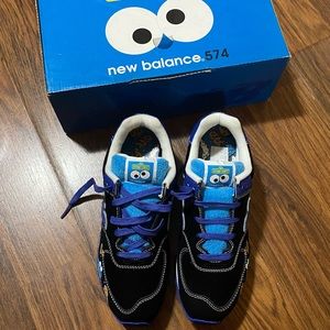 New Balance Big Kid Cookie Monster Sneaker- Sz 5.5